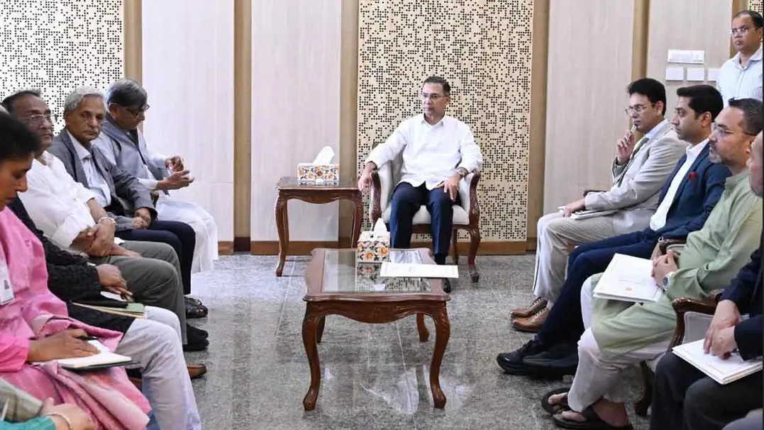 বই পড়ার অভ্যাস গড়তে সরকারের সঙ্গে কাজ করবে বিশ্বসাহিত্য কেন্দ্র